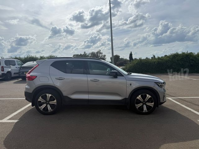 וולוו XC40