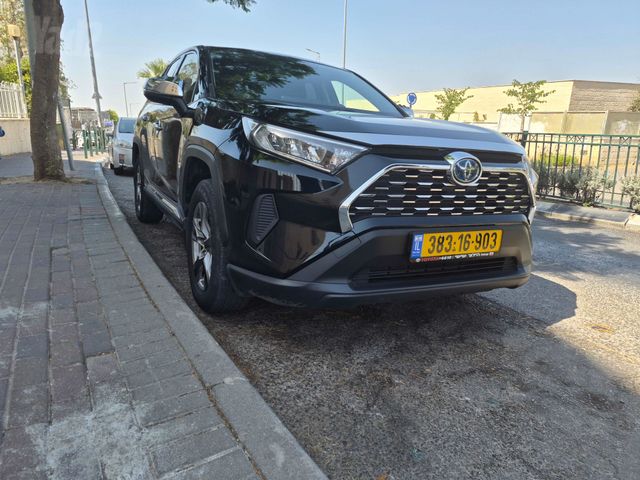 מודעת רכב טויוטה RAV4
