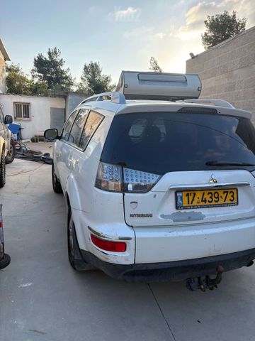 מיצובישי אאוטלנדר
