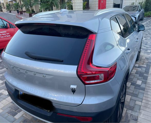 וולוו XC40