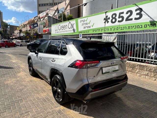 טויוטה RAV4