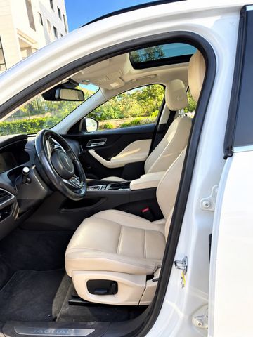 יגואר F-Pace
