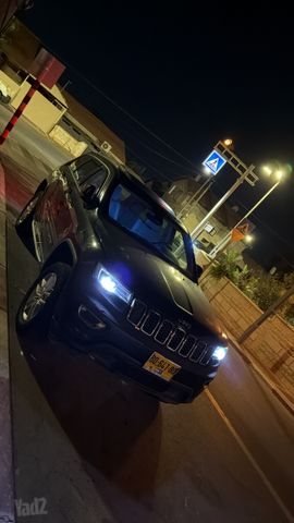 ג'יפ גרנד צ'ירוקי