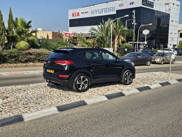יונדאי טוסון