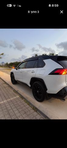 טויוטה RAV4