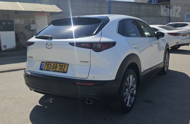 מאזדה CX-30