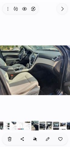 קאדילק SRX