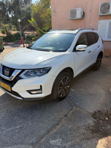 ניסאן אקס טרייל
