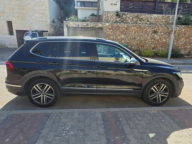 פולקסווגן טיגואן אולספייס