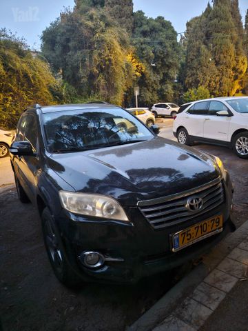 מודעת רכב טויוטה RAV4