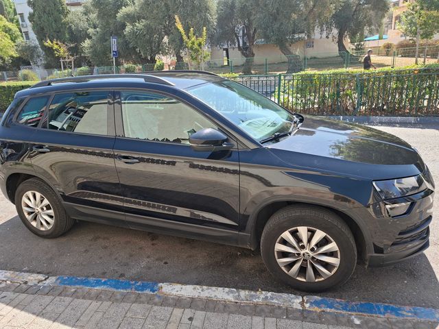 מודעת רכב סקודה קארוק