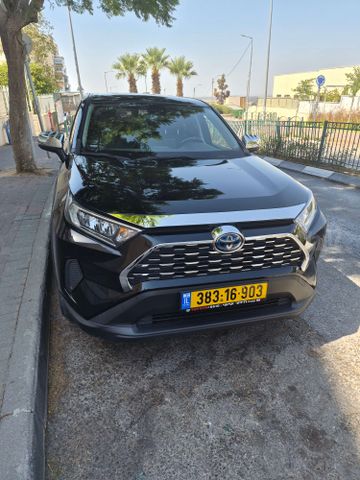 טויוטה RAV4