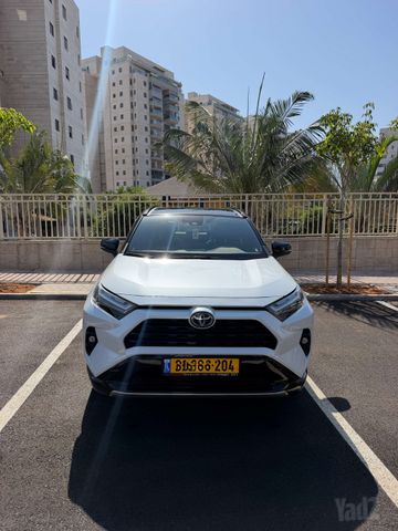 מודעת רכב טויוטה RAV4