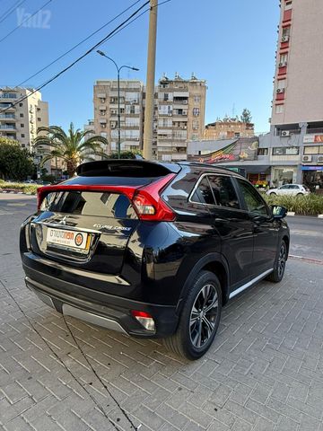 מיצובישי אקליפס קרוס