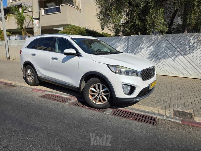 קיה סורנטו