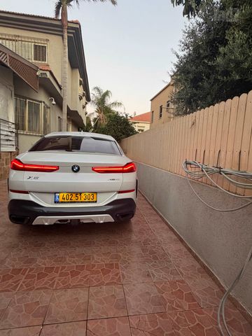 ב מ וו X6