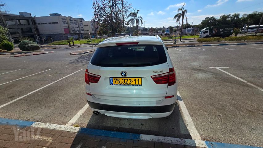 ב מ וו X3