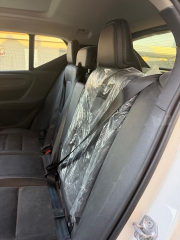 וולוו XC40