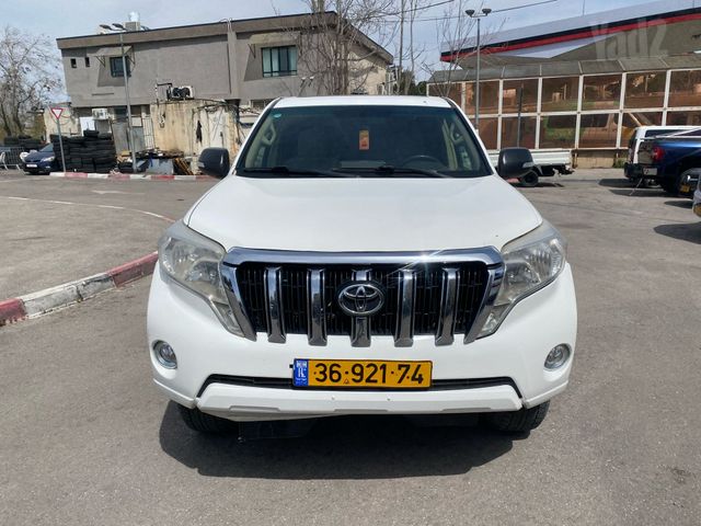 מודעת רכב טויוטה לנד קרוזר
