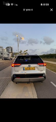 טויוטה RAV4