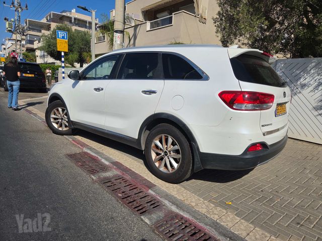 קיה סורנטו