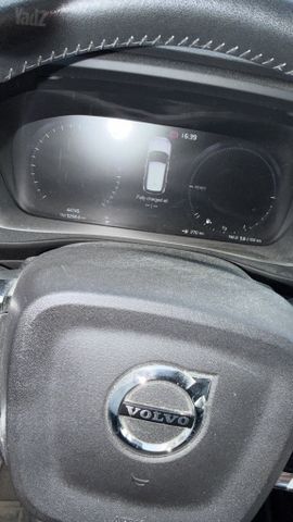 וולוו XC40