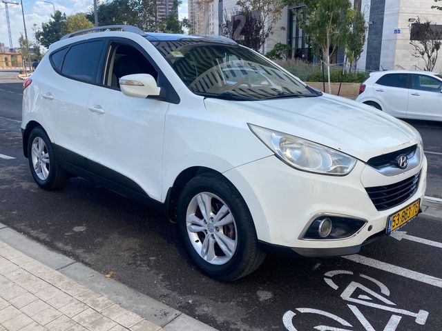יונדאי ix35