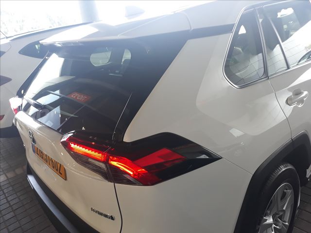 טויוטה RAV4