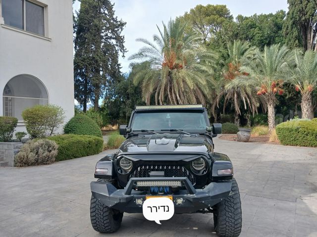 מודעת רכב ג'יפ רנגלר