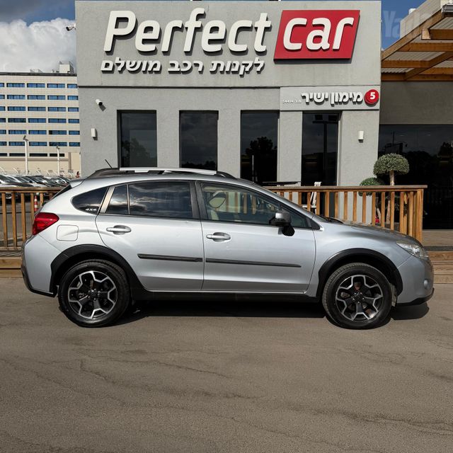 סובארו XV