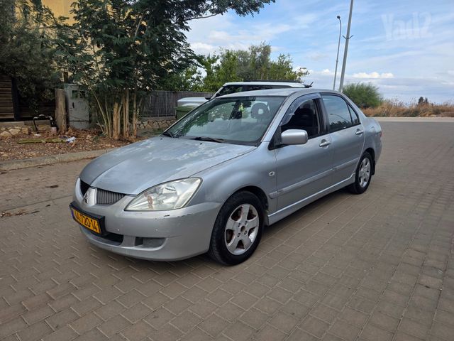 לנסר Premium אוט׳ 1.6 (98 כ״ס)