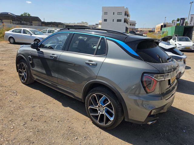 לינק אנד קו 01