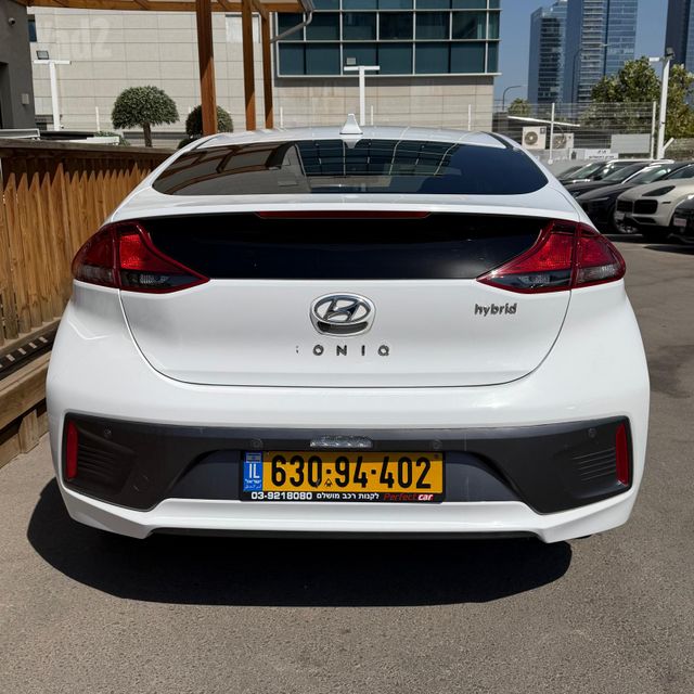 יונדאי איוניק