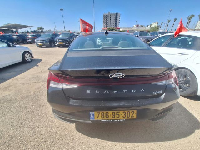 יונדאי אלנטרה