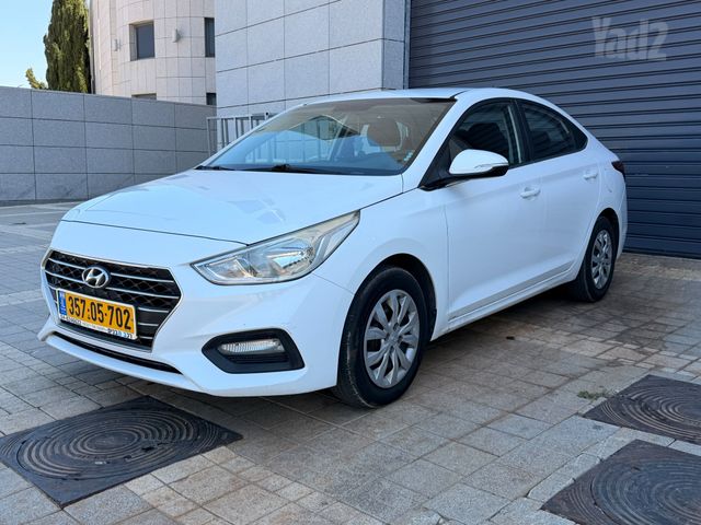 יונדאי אקסנט i25