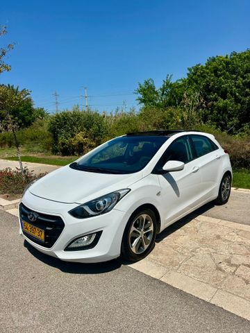 יונדאי i30