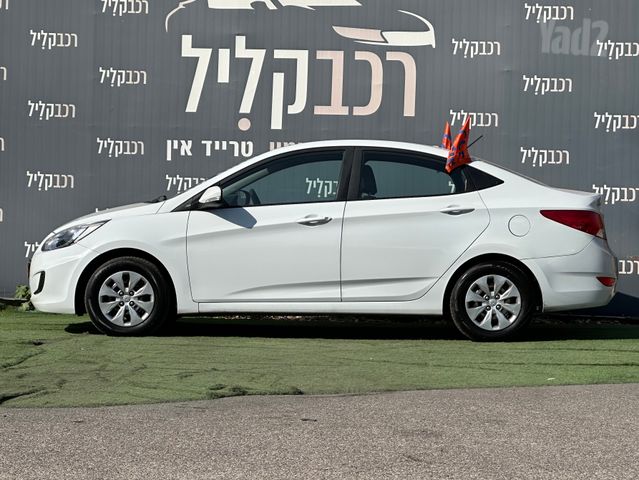 יונדאי אקסנט i25