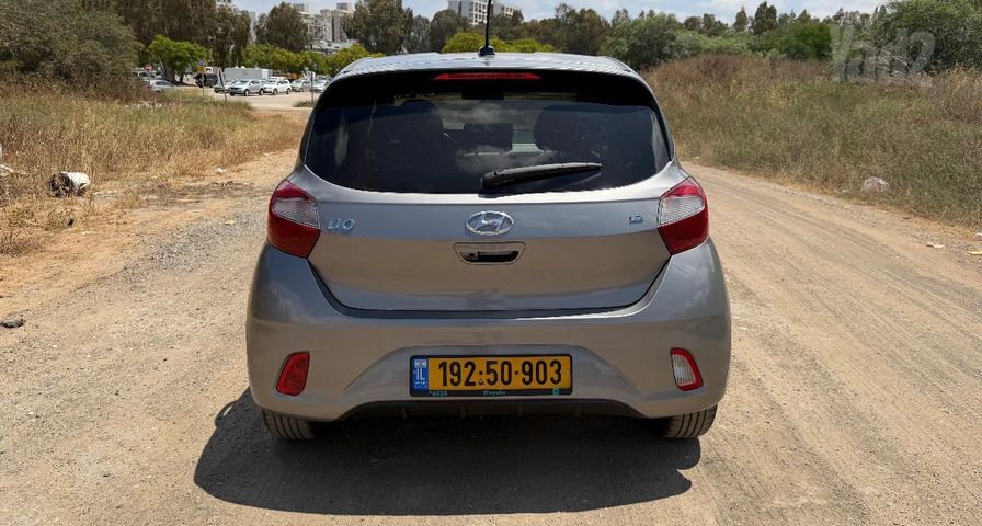 יונדאי i10