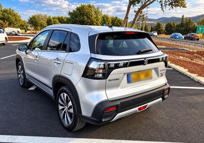 סוזוקי S-Cross