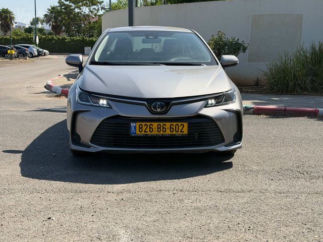 טויוטה קורולה