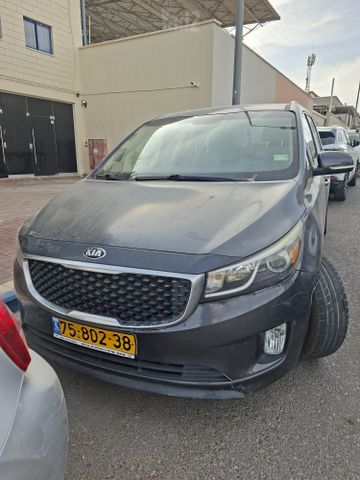מודעת רכב קיה קרניבל