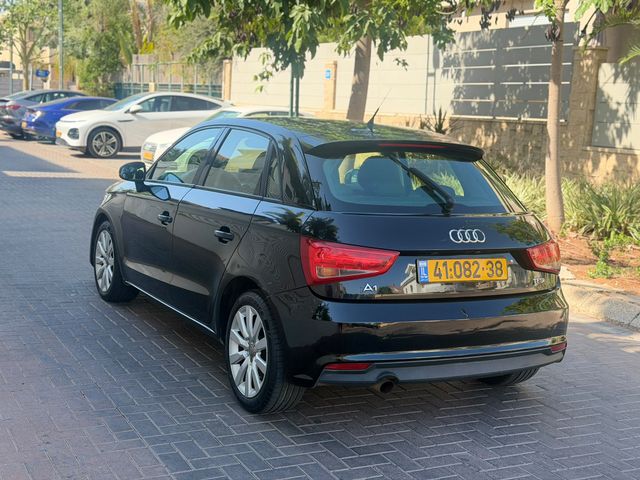 אאודי A1