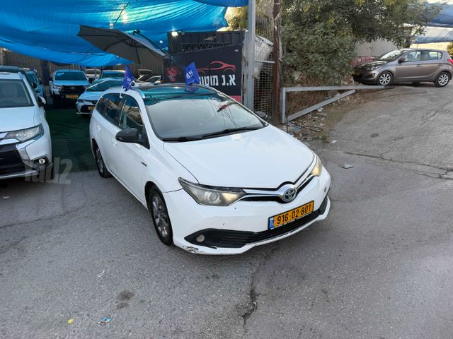טויוטה אוריס