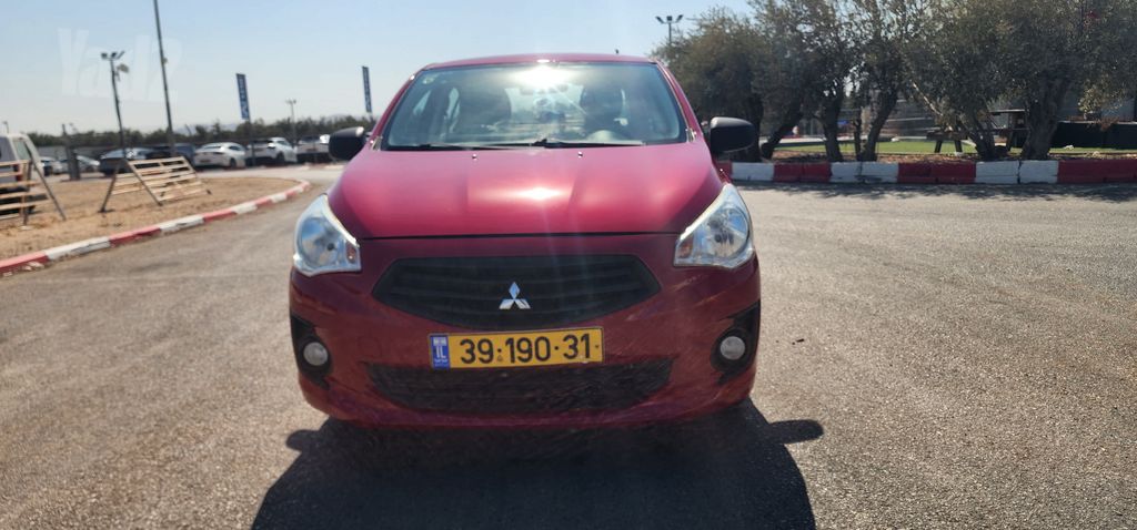 מיצובישי אטראז'