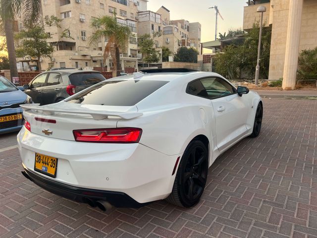 שברולט קאמארו