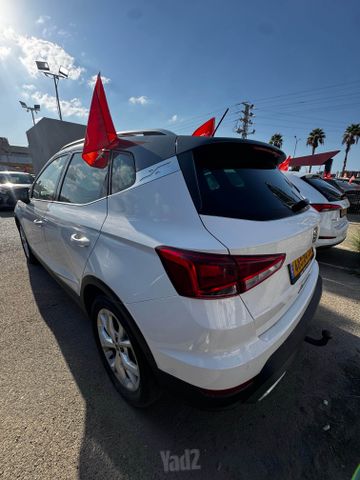 סיאט ארונה