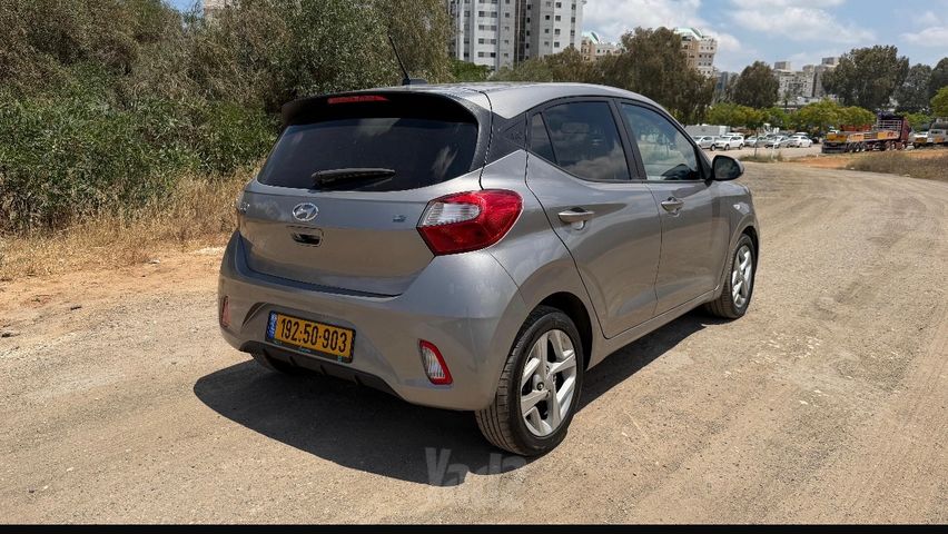 יונדאי i10