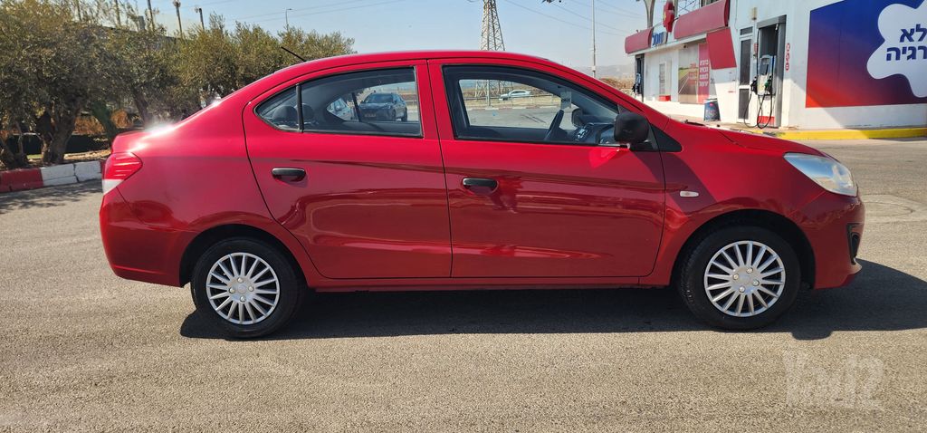 מיצובישי אטראז'