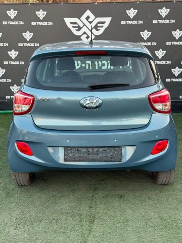 יונדאי i10