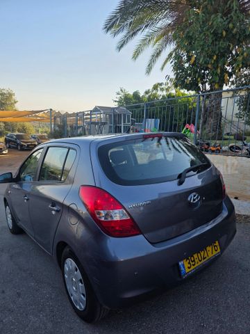 יונדאי i20